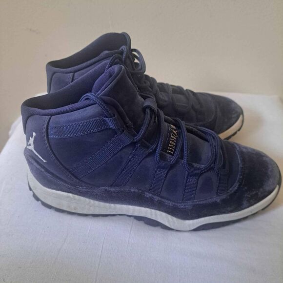 Nike Air Jordan 11 Retro Midnight Navy Velvet Preschool DO3857-441 US Size 3Y - Picture 4 of 7